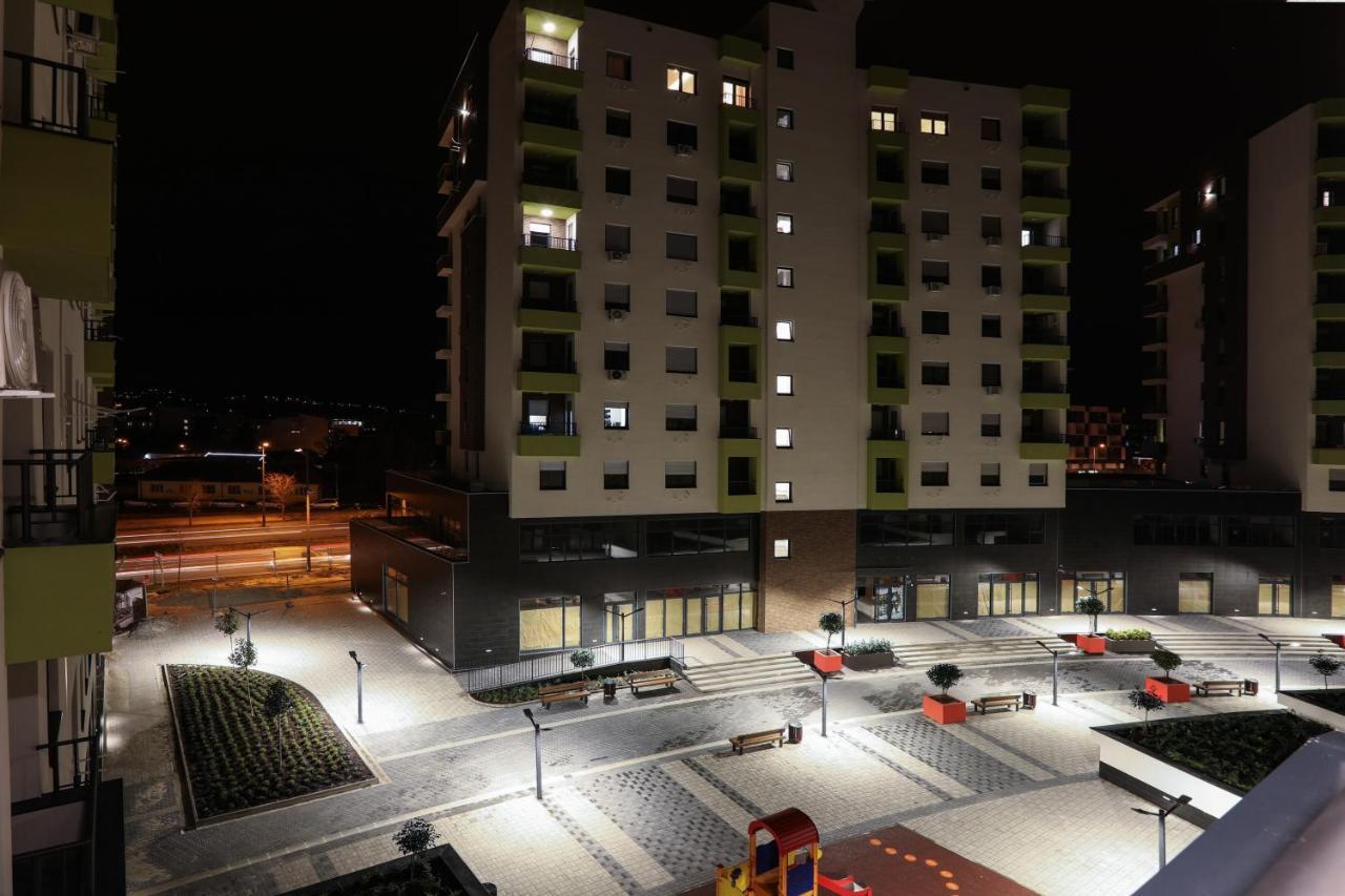 Apartment Promenada Avenija Novi Sad Exterior foto